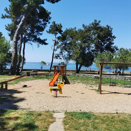 Lora With Beautiful Sea & Park View *