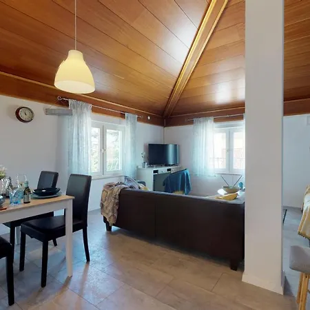 Appartement Lora Deluxe Superior 5 Star Apartment, Your Piece Of Heaven By The Sea & Park With Sea & Park View *